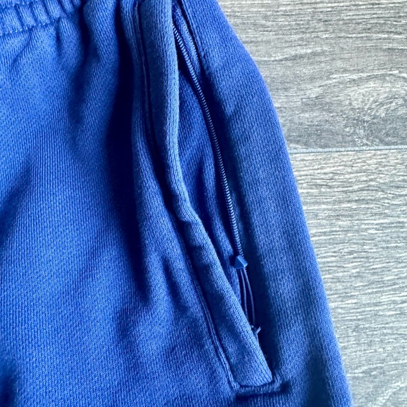 Adidas - Human Race jogging shorts - Sz - XL - Picture 3 of 6